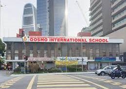 Qosmo International Schoolの校舎外観